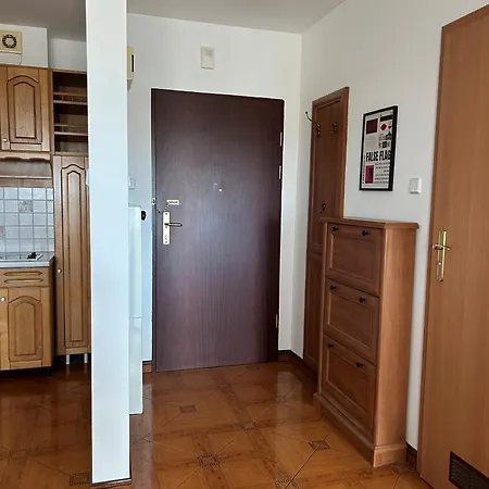 Centrum, W Dolinie Gołębiewskiej +hala Garażowa Sopot
